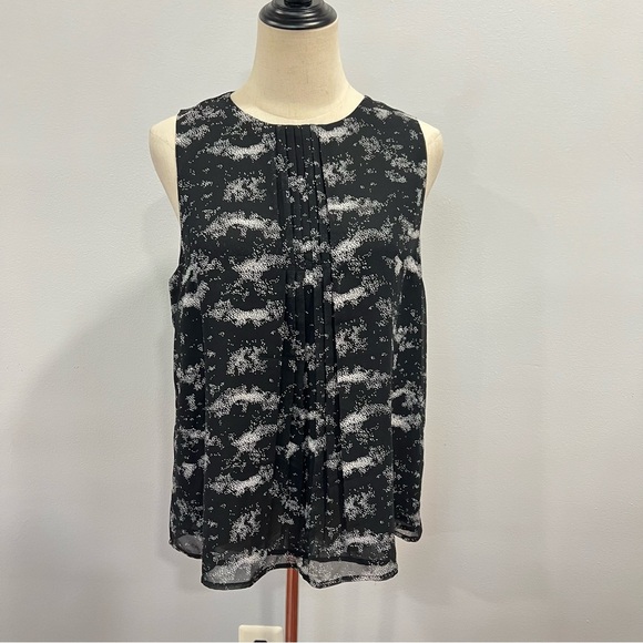 Studio By Badgley Mischka Black Sleeveless Blouse With White Spots - Reemoly - Picture 1 of 9